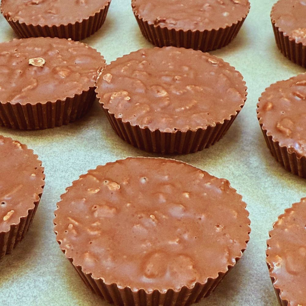 Chocolate PB Rice Crunch No-Bake Cookie Cups
